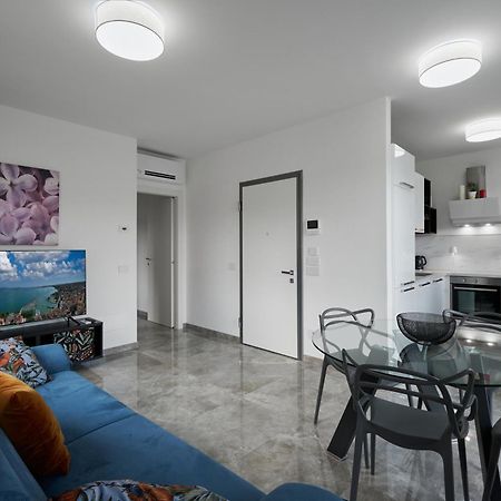 Villa Karolina 代森扎诺-德尔加达 外观 照片
